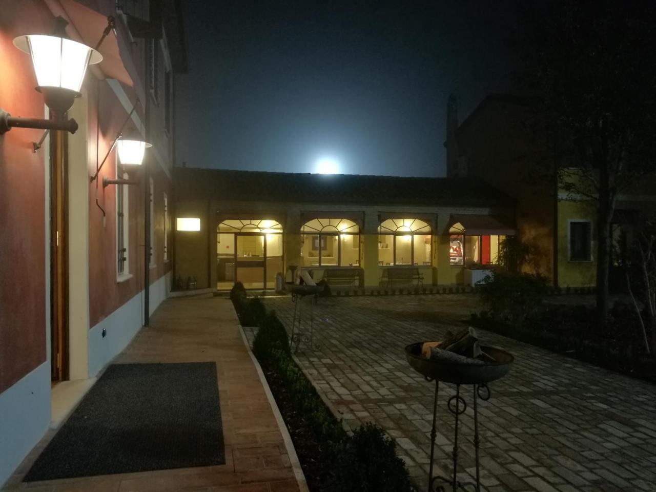 Agriturismo Corte Palazzo Marcaria Exterior foto